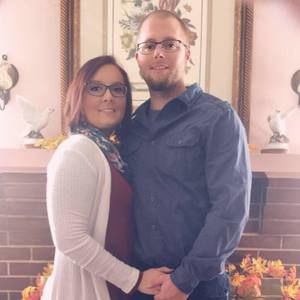 Meet your Posher, Rena